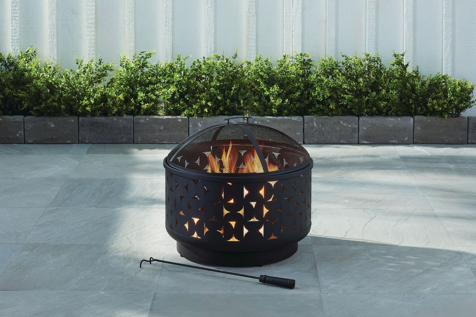 Round Outdoor Wood Burning Fire Pit, Steel, Black, 24-in N0L6 - product image 4