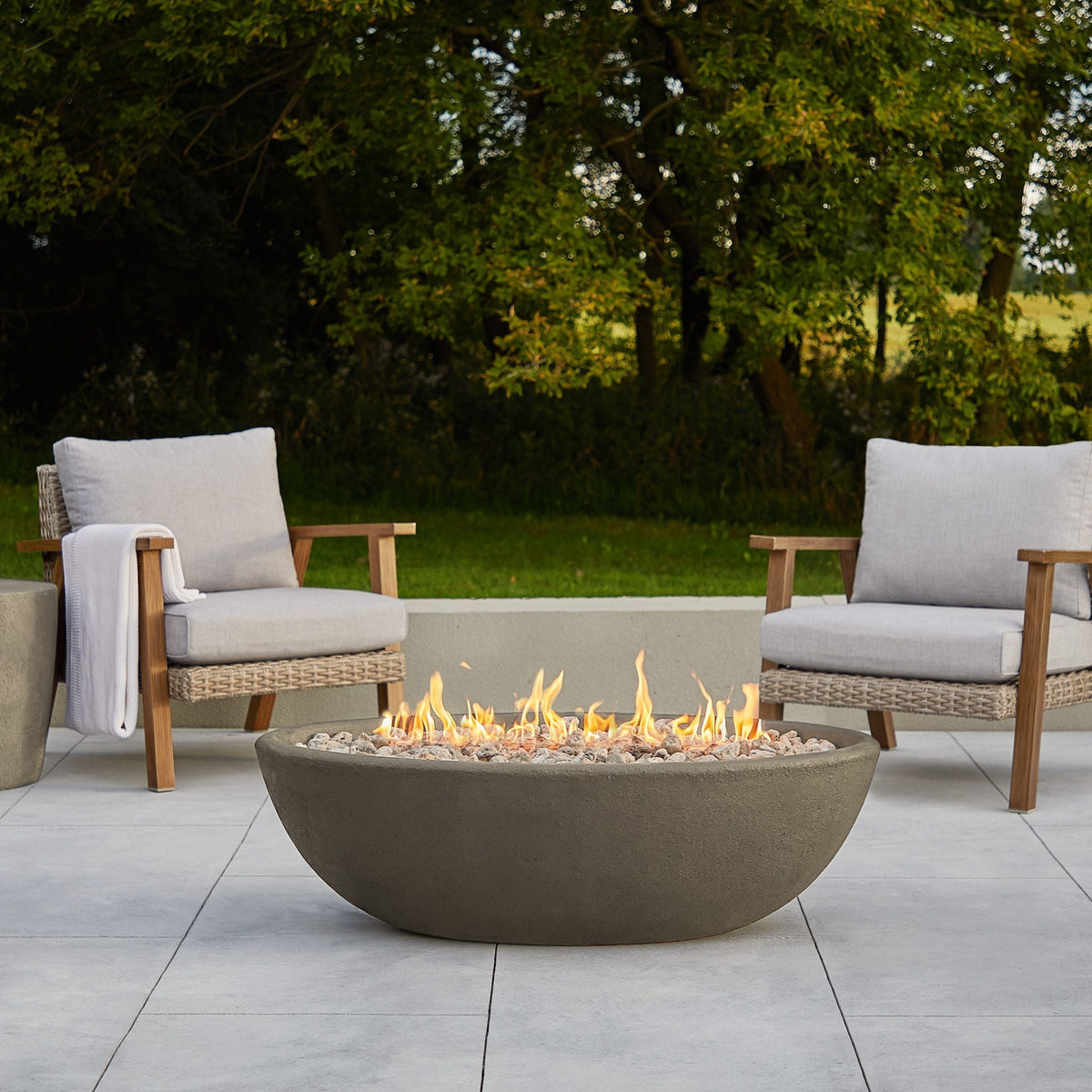 Oval Concrete Propane Fire Pit in Glacier Gray, 48-in F9G6 - product image 4