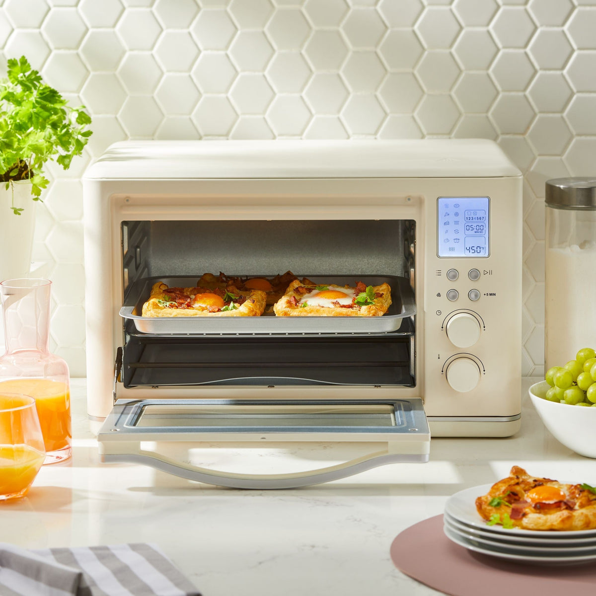 Digital Multi-Functional Air Fryer Toaster Oven with 11 Pre-Set Functions, Shortbread, 6-Slices U1J6 - product image 8